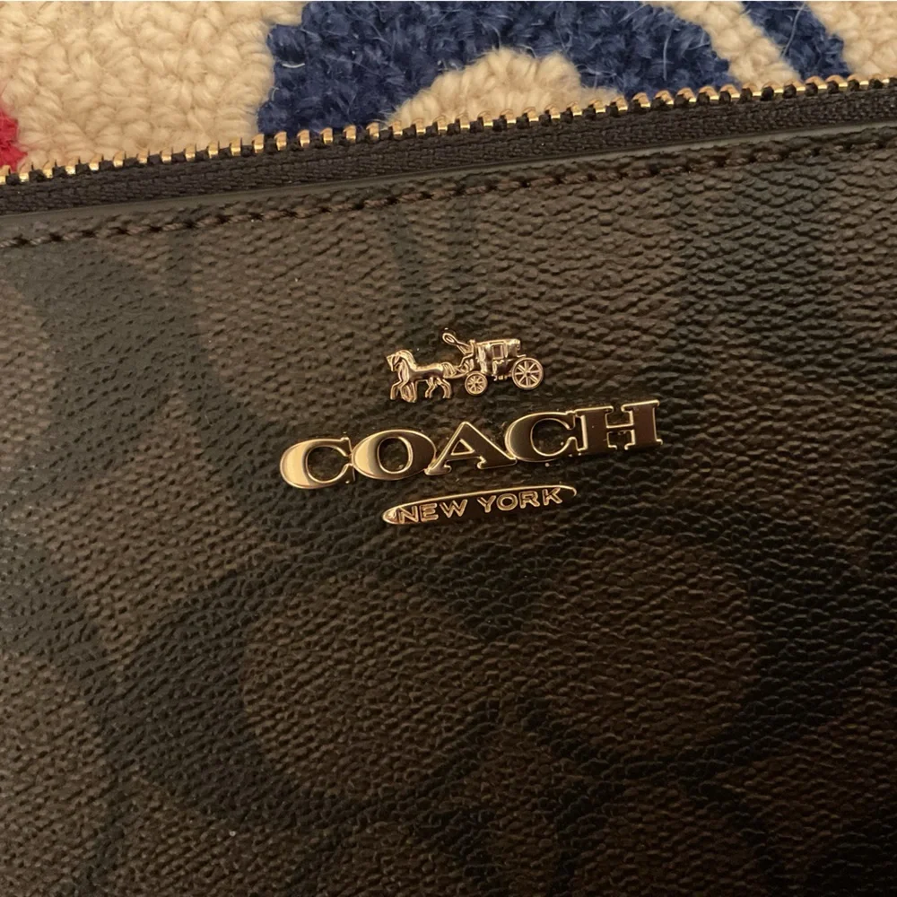 Coach Signature Canvas Brown/Black Corner Zip Wristlet NWOT